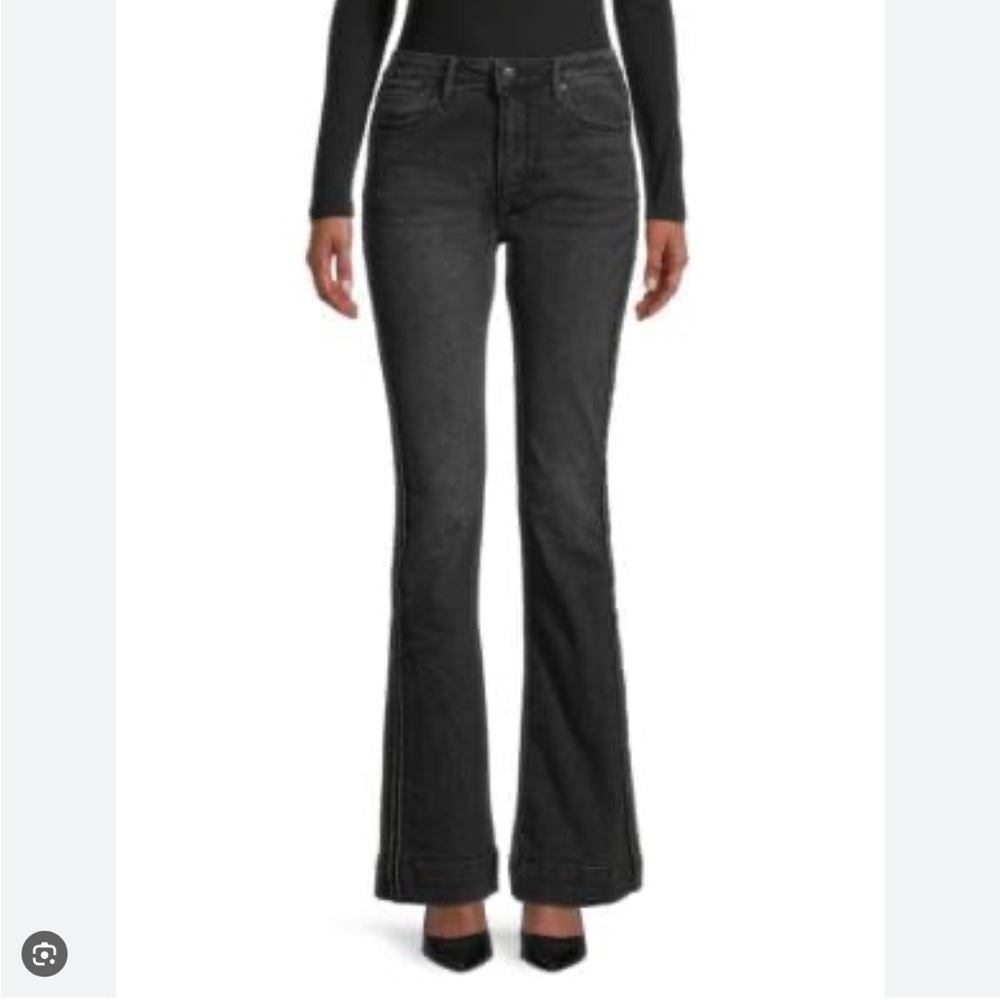 DRIFTWOOD Wyatt Mid-Rise Bootcut Jeans in Washed Black.